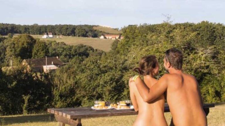 couple nudism