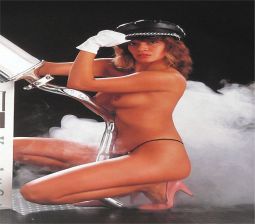 retro babe 009