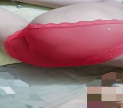 Desi girls in red panty 