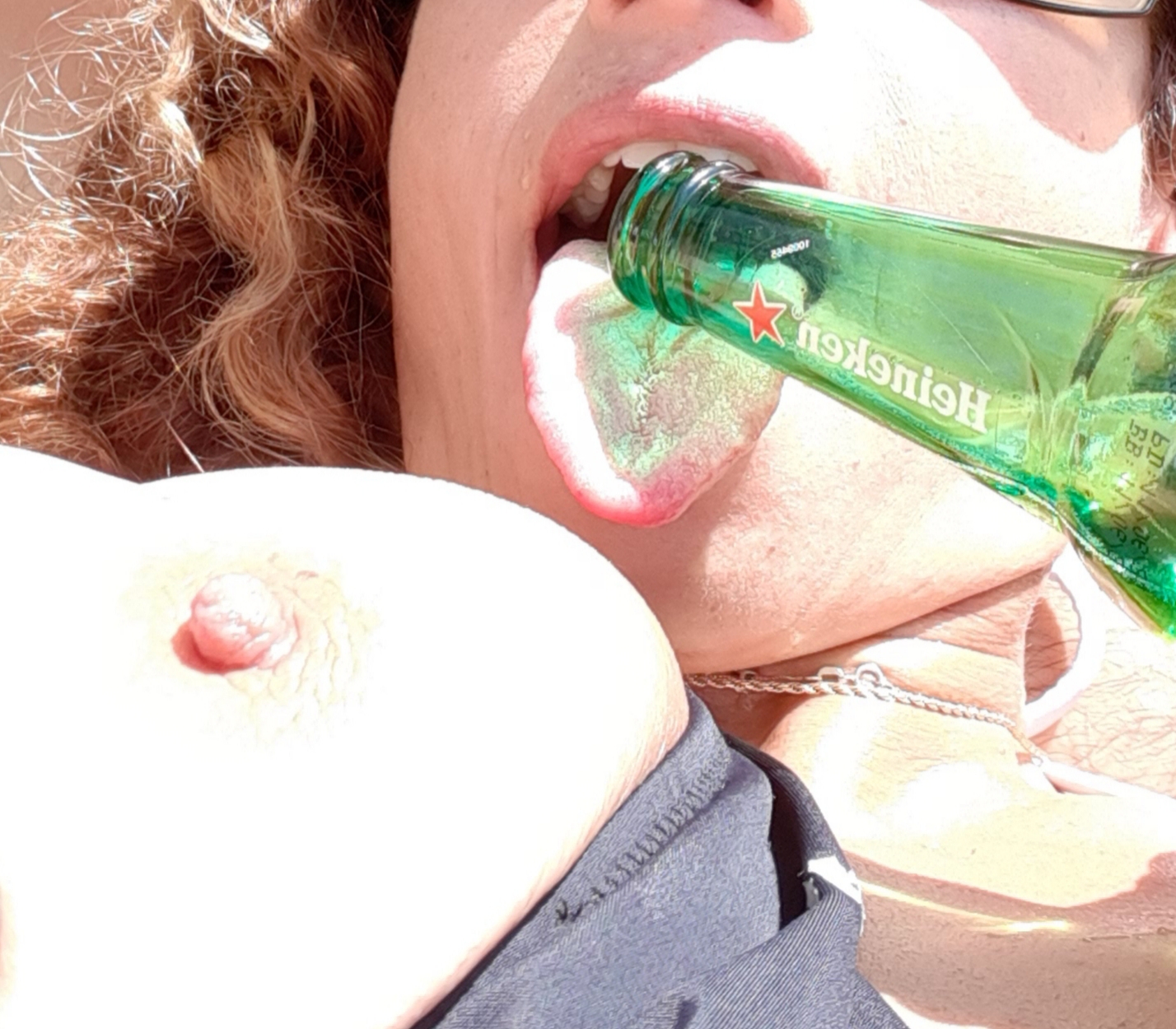 Heineken licking