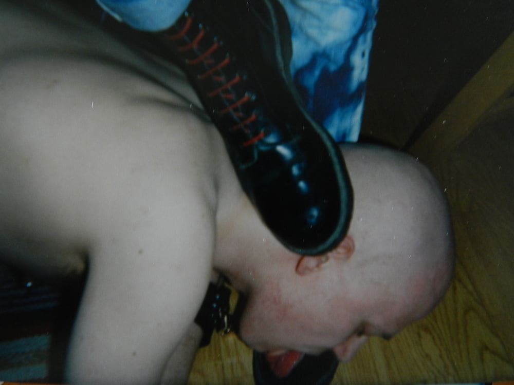 Finnish gay skinhead slave cleaning masters boots