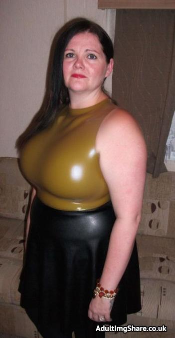 fetish latex slut