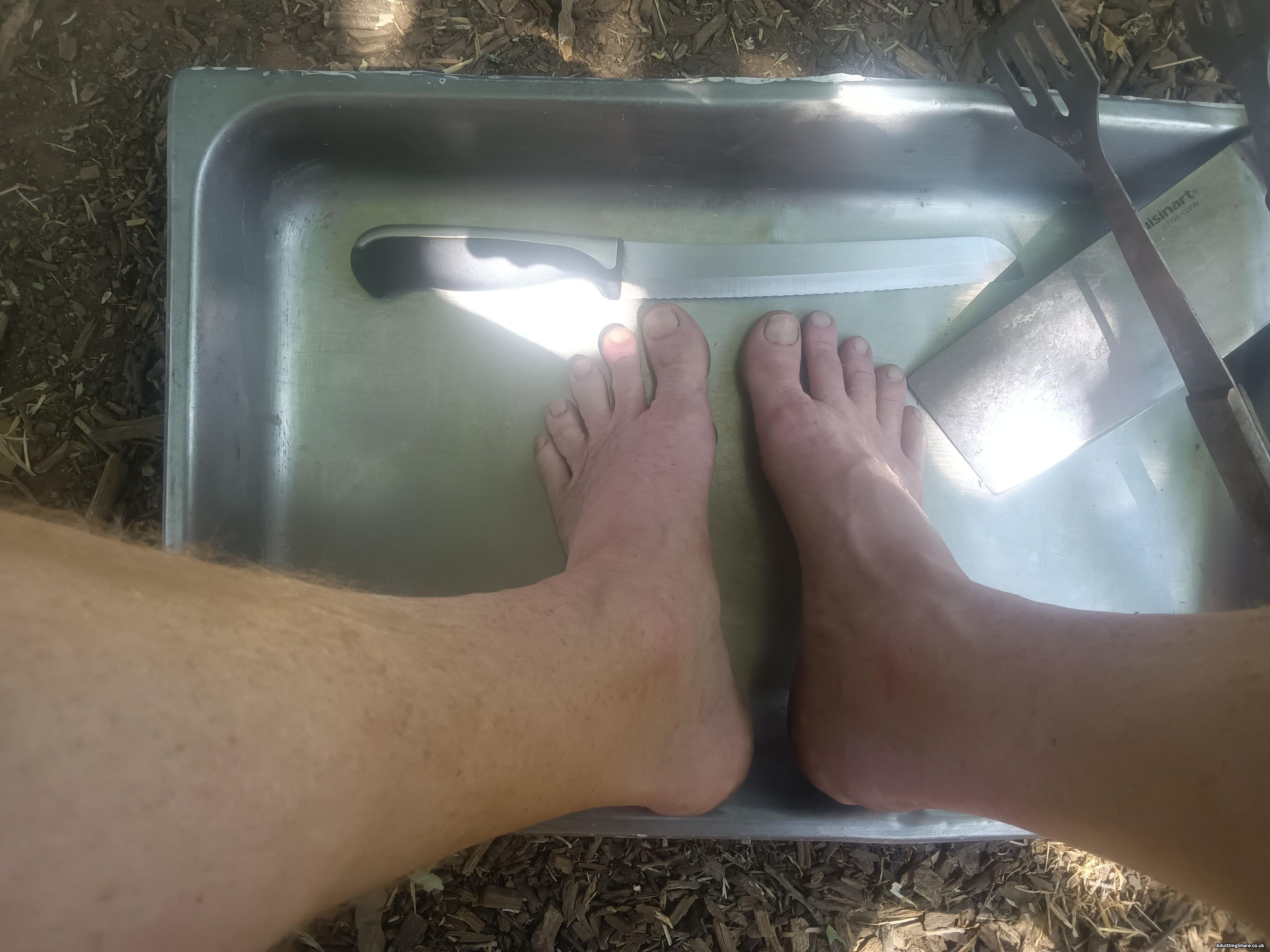 Feet of Longpig in Tray.