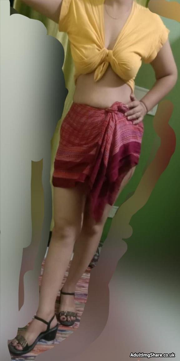 Pihu sexy blond bhabhi